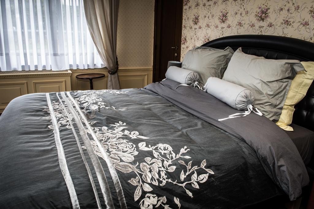 Villa Les Hirondelles De Haan Room photo